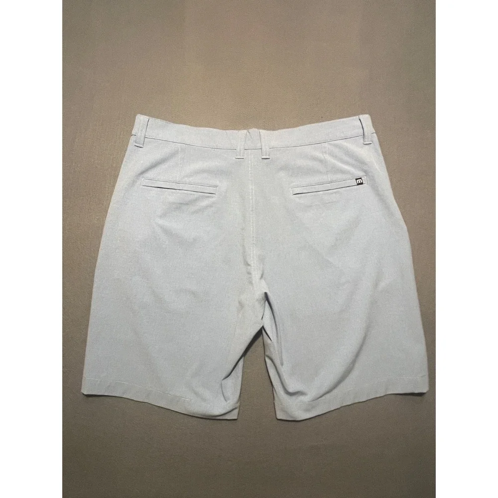TravisMathew Golf Shorts Men's Size 35 Blue Striped Performance Stretch Chino